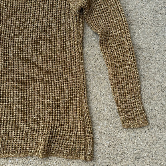 Y2K Questions by Say What Gold Shirt Size Small - Picture 4 of 5